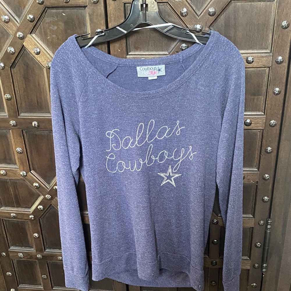 Chic Open-Back Purple Top